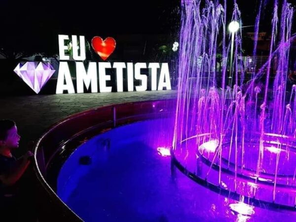 <span style="color: #ff0000;"><strong> <b>💎 AMETISTA DO SUL & SALTO DO YUCUMÃ 💎 </strong></span> </b> Feriadão de Páscoa <b> <span style="color: #ff0000;"><strong> **R$ 1199, a vista c/ Ingressos e Almoços inclusos** </strong></span> </b>