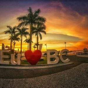 <span style="color: #FFA500;"><strong> <b>🌞 BALNEÁRIO CAMBORIÚ/SC 🏖️ </strong></span> </b> 5 dias & 4 noites <b> <span style="color: #FFA500;"><strong>**R$ 1.999, à vista** </b></strong></span> </b>